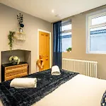 Bootham In Style Apartman